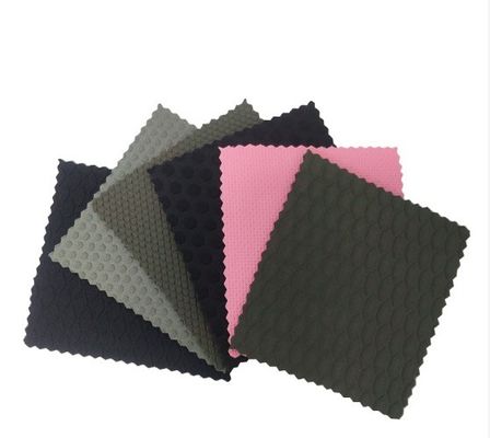 1.3*3.3m Tessuto in neoprene in rilievo Materiali resistenti al calore e eco-compatibili Elastici, impermeabili, a prova di urti